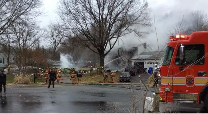 Avioneta cae en suburbios de Washington DC 