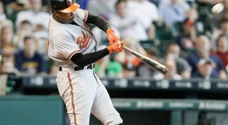 Jonrón de Jones en la octava da triunfo a Orioles