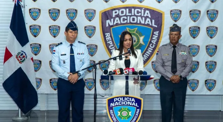 Faride y la Policía dan espalda a la prensa