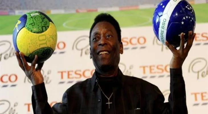 Pelé mejora de su infección urinaria 