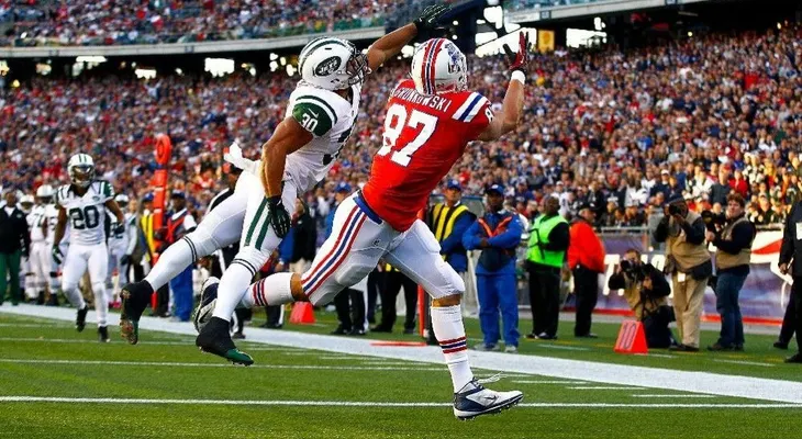 Demanda de 5 millones a la NFL por cancelación de juego de Salón de la Fama