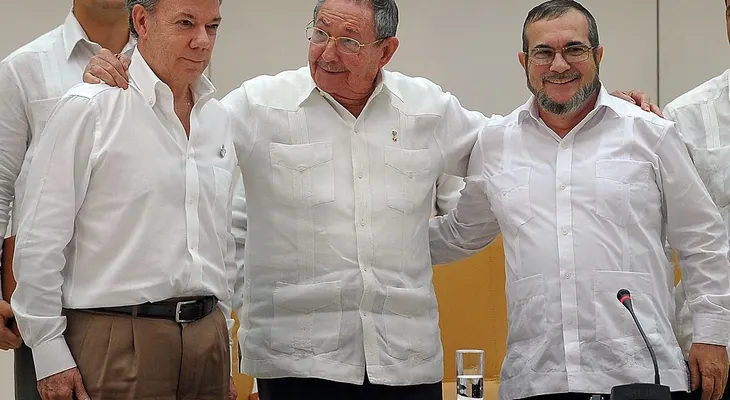 Gobierno y FARC llegan a acuerdo sobre fin del conflicto