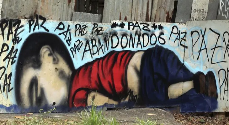 'Charlie Hebdo' se burla de la muerte del niño sirio Aylan Kurdi y genera indignación