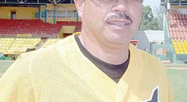 Félix Fermín no vuelve como manager Aguilas