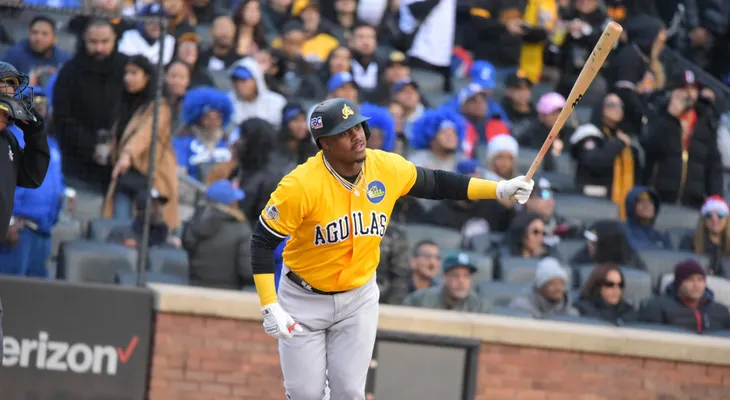 Águilas combinan buen picheo y bateo para blanquear dos veces a Licey en serie de NY; hoy jugarán tercer encuentro 