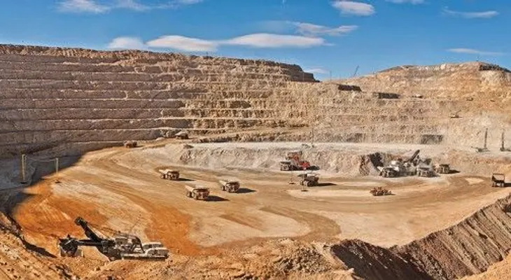 Demandan a la Barrick por RD$200 millones