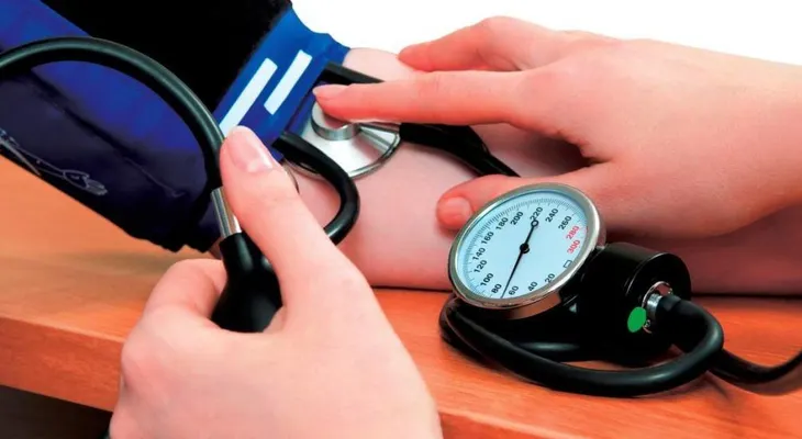 Hipertensión y diabetes mal tratadas afectan a la memoria, dice especialista