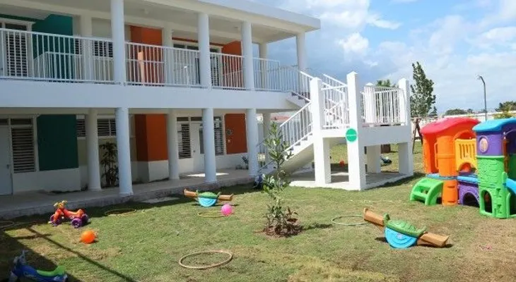 Presidente Medina entrega Estancia Infantil en El Cachón de Sabana Perdida  