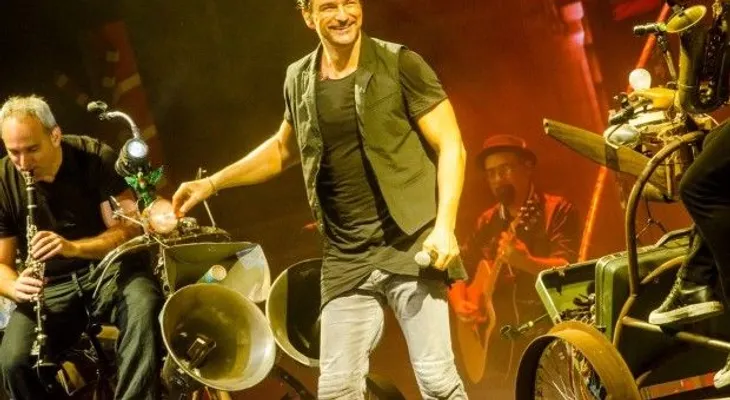 Arjona, en un viaje musical de emociones