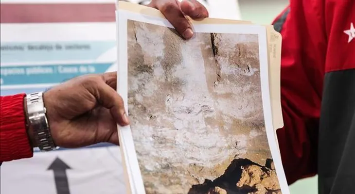 Maduro dice cara de Chávez apareció durante una excavación del metro