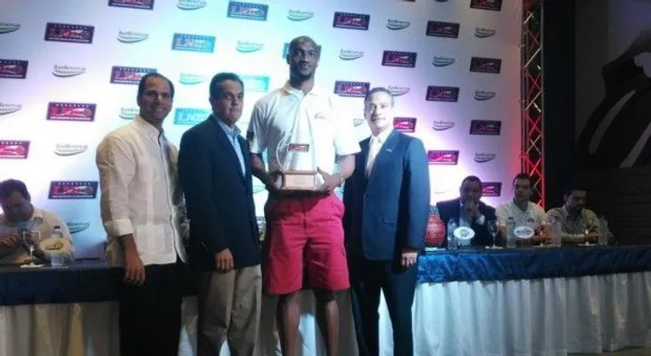 Reyshawn Terry Jugador Más Valioso de la Liga Nacional de Baloncesto