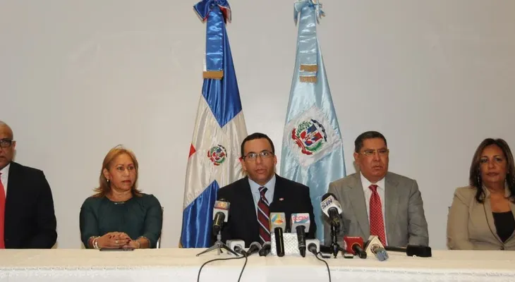 Ministerio de Educación y ADP instauran mesas para articular planes de trabajo