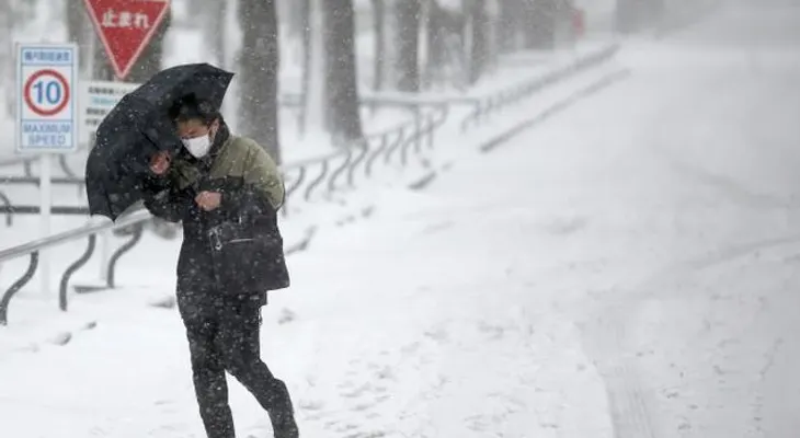 Japon: Tormenta deja doce muertos