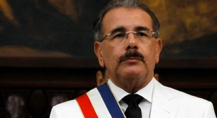 Presidente Danilo Medina y otros funcionarios no están al día con el pago en Impuestos Internos