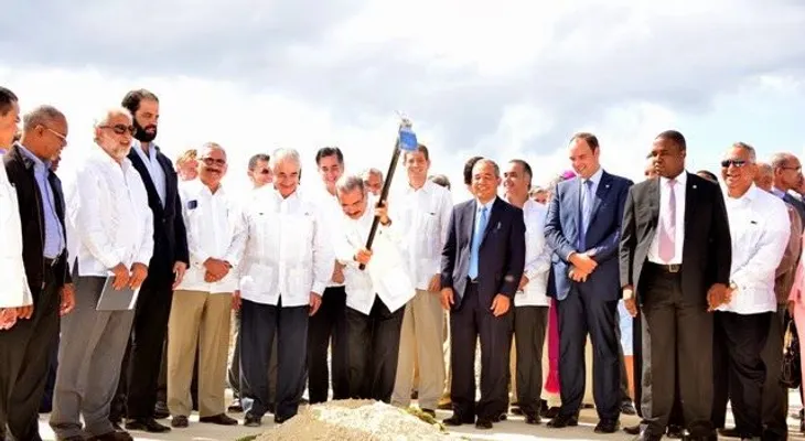 Estudio revela que en la costa de San Pedro de Macorís existe gas natural .