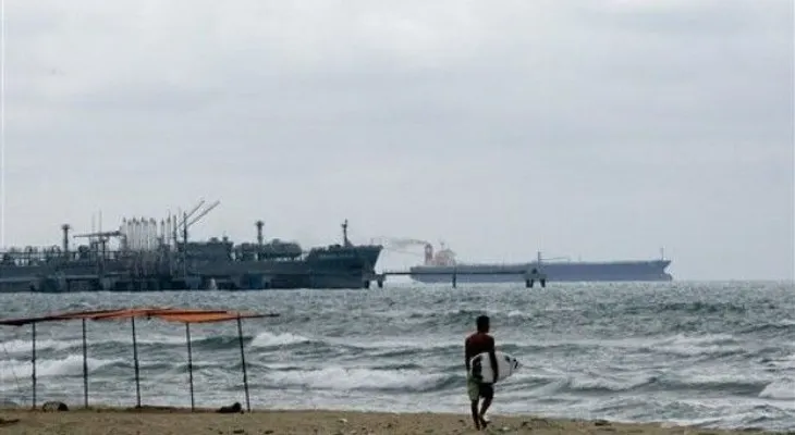 Presupuesto de Venezuela prevé petróleo en 40 dólares por barril