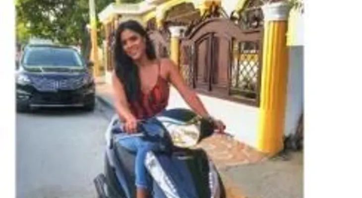 Francisca Lachapel se "quilla" con seguidora que le dijo fea