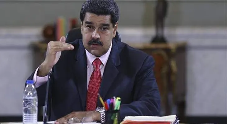 Maduro dice que el Supremo dirimirá conflicto