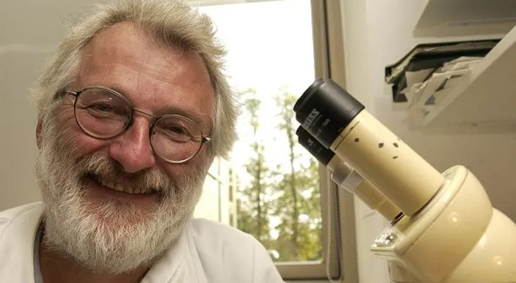  Muere a los 75 años John Sulston, pionero de decodificación del genoma 