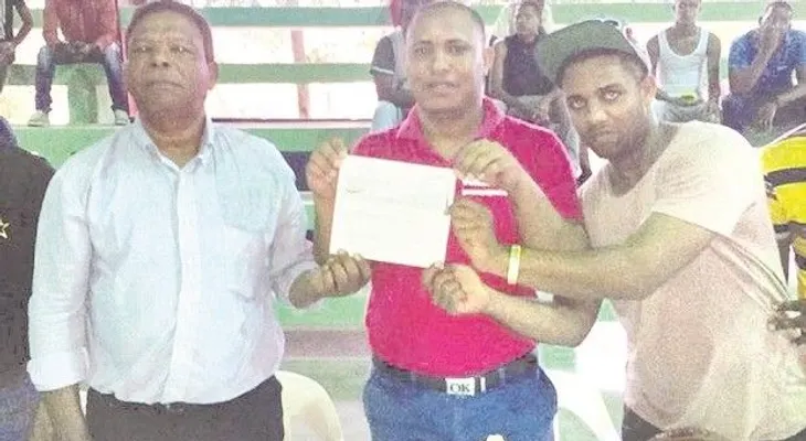 Inauguran octavo torneo de baloncesto en Tamayo