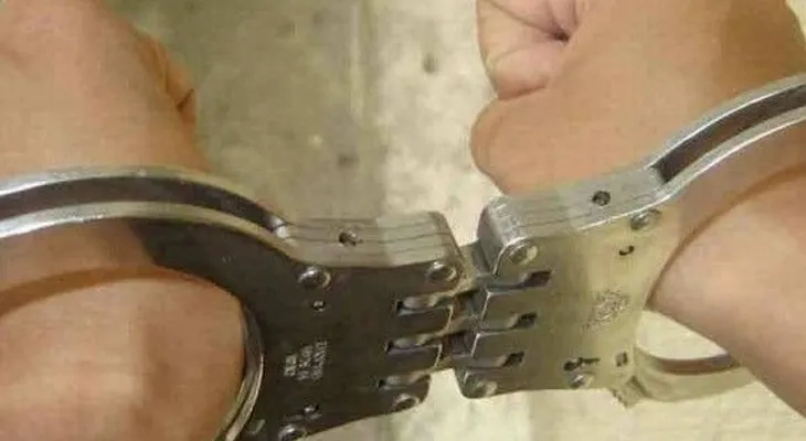 Capturan a dos que asaltaron y amordazaron prestamista