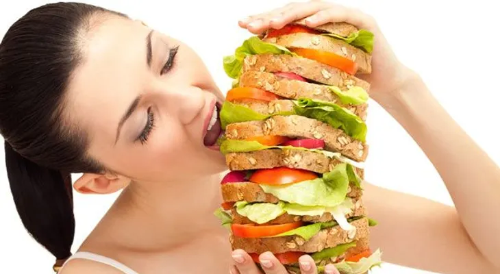 ¿Tienes hambre todo el tiempo? 9 razones