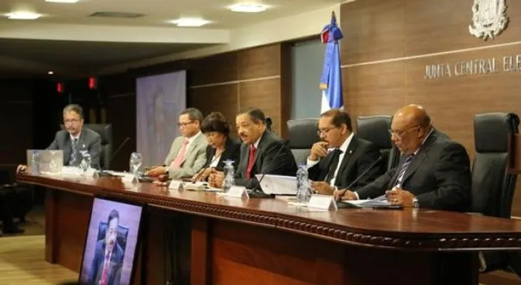 JCE tratará con USAID financiamieto a candidatos identificados comunidad LGBT 