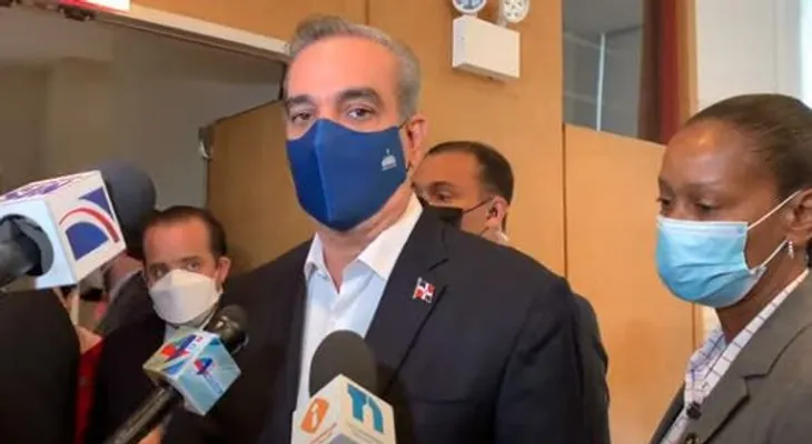 Presidente Abinader dice que no tiene detalle del hombre que lo amenazó