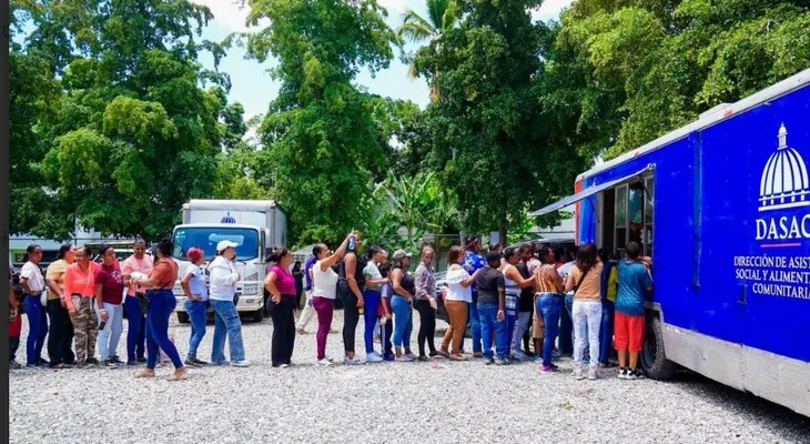Abinader destaca aporte de DASAC al logro de Hambre Cero