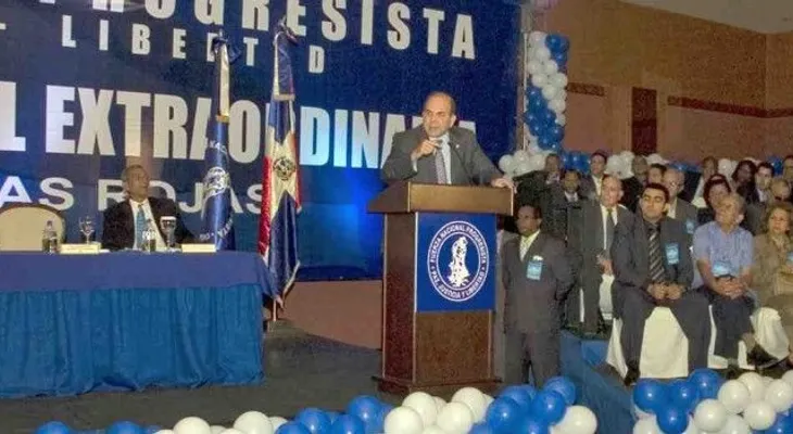 Pelegrín advierte crisis profunda sacude sistema político-partidario 