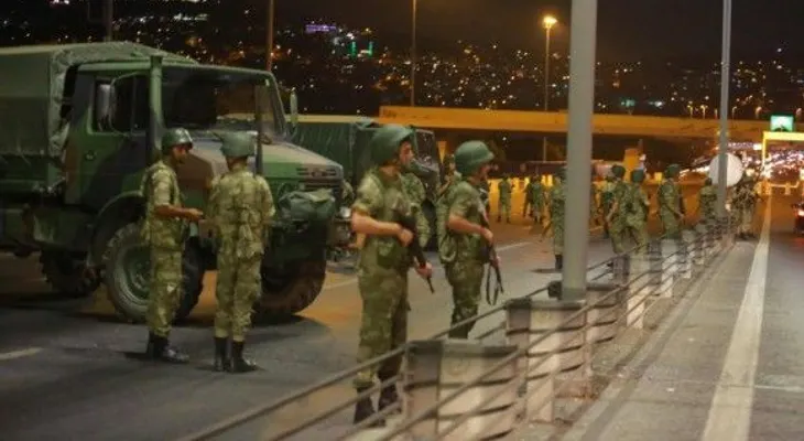 El Gobierno turco desautoriza el comunicado de los militares golpistas