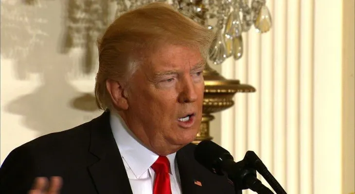 Trump y su más reciente conferencia de prensa: un momento increíble en la historia