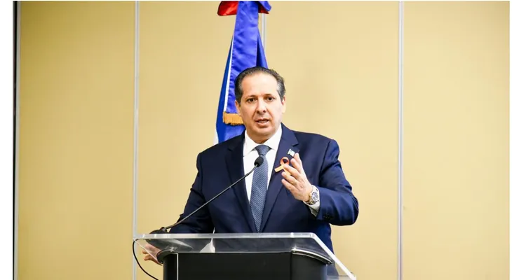 Atallah afirma que la sífilis congénita es prevenible y prioridad del Estado