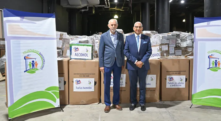 Voluntariado del Banco Central entrega donación destinada a ayudar a las víctimas de los terremotos de Venezuela