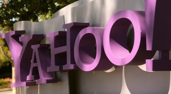 Yahoo pierde 536 millones dólares en primer semestre tras ganar 2,9 en 2015