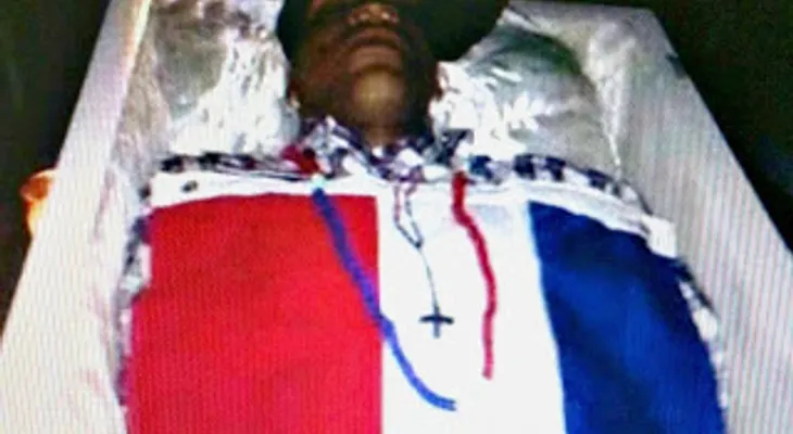 Al atracador que iba a matar al general (Ranger) lo entierran con la Bandera Nacional
