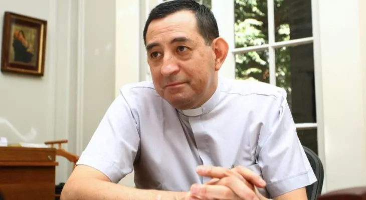 Dictan prisión preventiva para excanciller del arzobispado chileno por abusos sexuales
