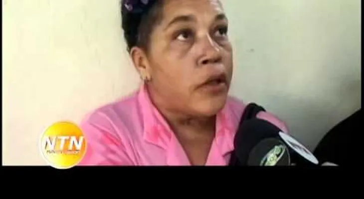 Gaby Mercedes denuncia ante PN agresión contra su vehículo