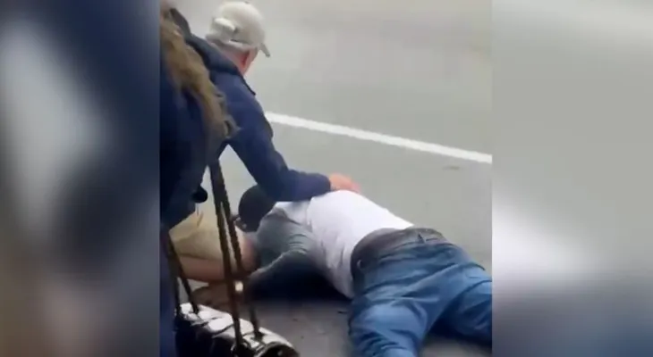 Repartidor venezolano baleado por un agente de ICE en Texas es operado para extraerle la bala alojada en la espalda