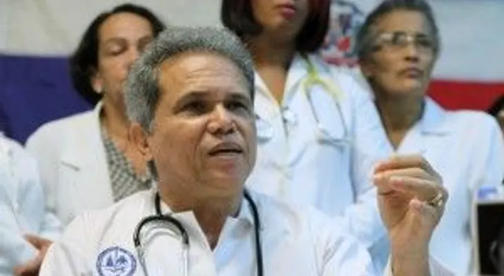 Colegio Médico: lucha va a llegar hasta donde el gobierno quiera 