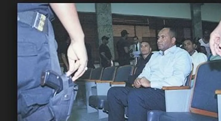 Acusaciones de Quirino crean avalancha de reacciones; creen Leonel debe hablar
