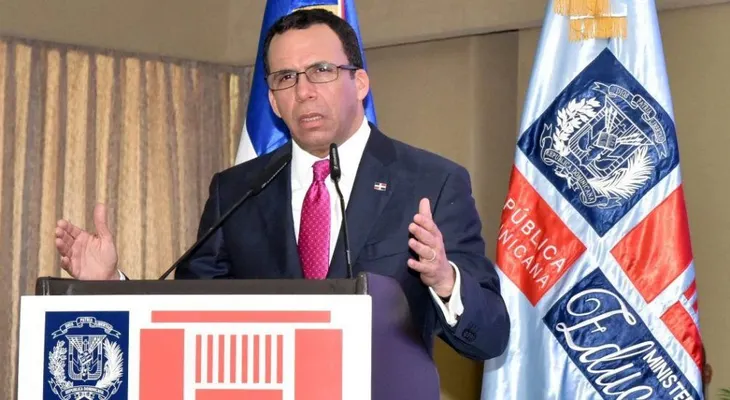 Andrés Navarro anuncia última convocatoria para selección de 15 directores distritales; requisitos