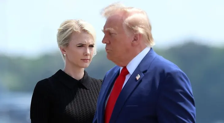 Las sentidas cartas de Natalie Harp, la leal asesora de Trump que lo llama su guardián y protector