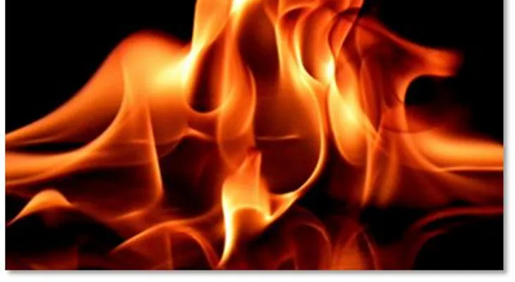 Fuego afecta negocio y vivienda