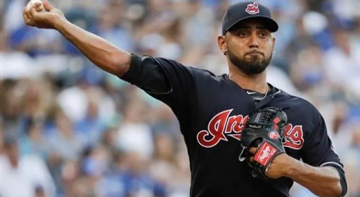 El dominicano Danny Salazar listo para volver el jueves con los Indios