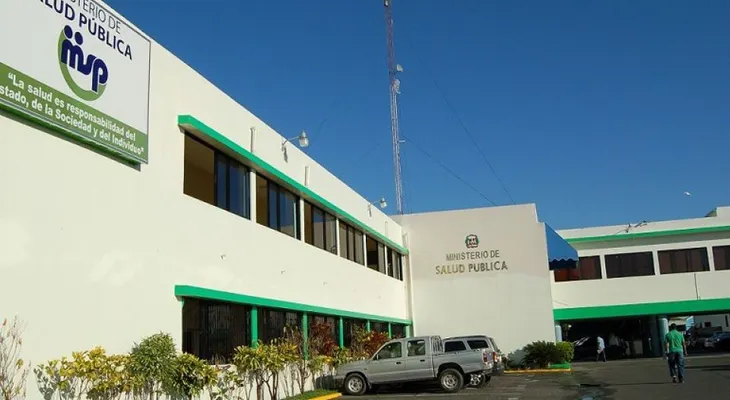 Ministerio de Salud autoriza clínicas intervenidas den servicios