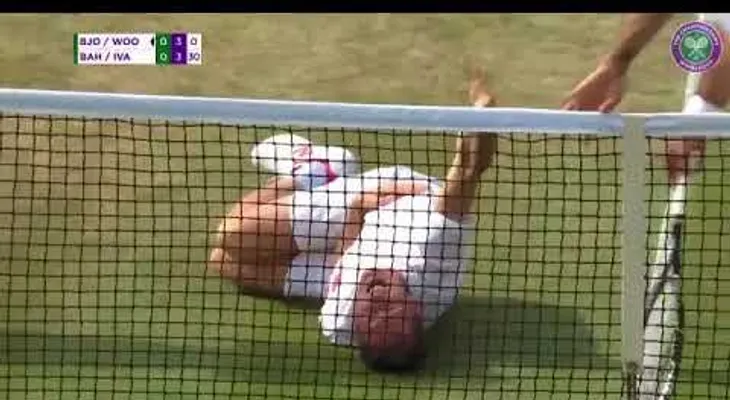 Un tenista de Wimbledon hace "un Neymar" que desata las risas del público