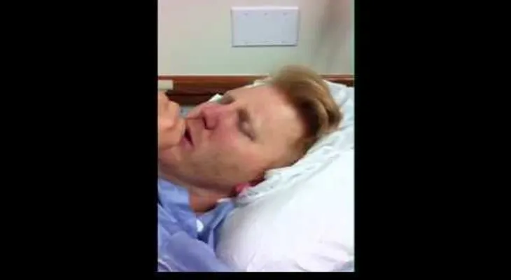 Se sometió a una operación, y dijo palabras emocionantes a su esposa (Video)