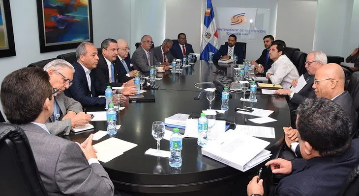 SIE advierte seguridad del Estado protegerá las redes y líneas de interconexión electricidad