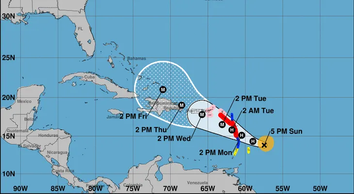 María ya es un huracán de categoría 1 y amenaza zonas afectadas por Irma